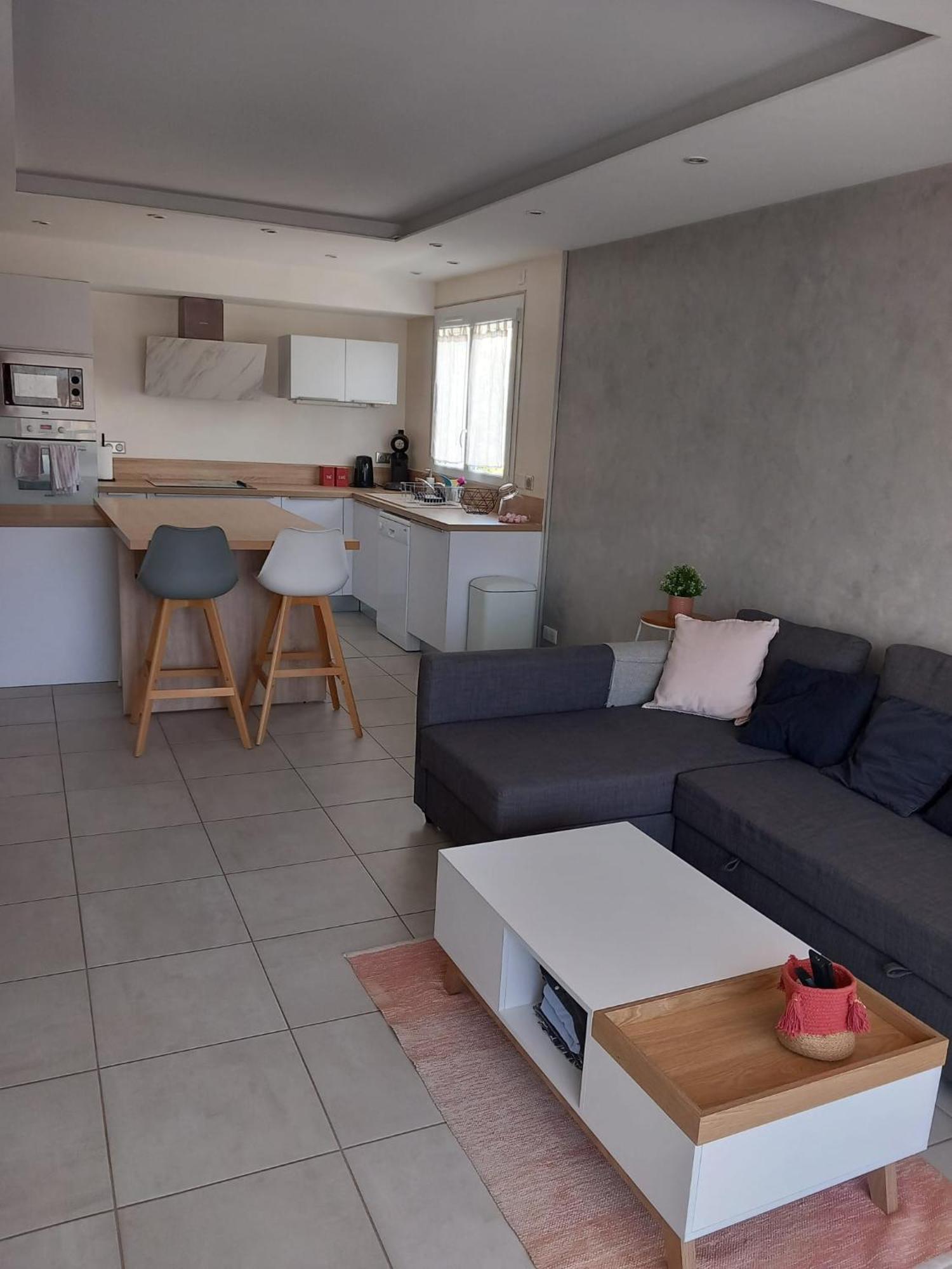 Appartement 1Er Etage, 66 M² ลาแซน-ซูร์-แมร์ ภายนอก รูปภาพ